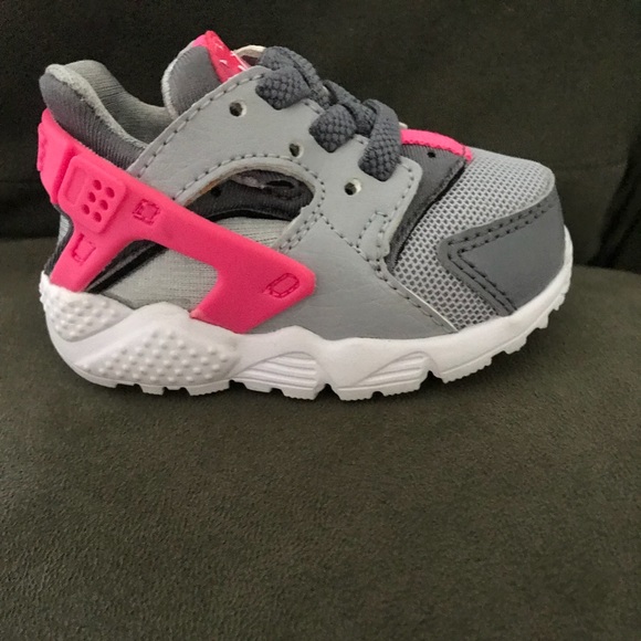 Nike Other - Brand new ! Never worn ! Nikes!